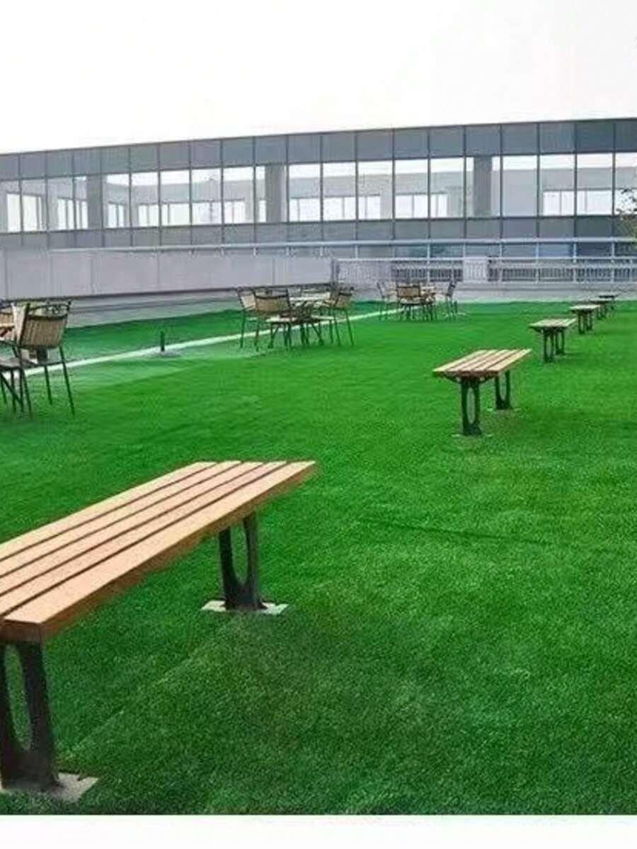 zielona sztuczna trawa 