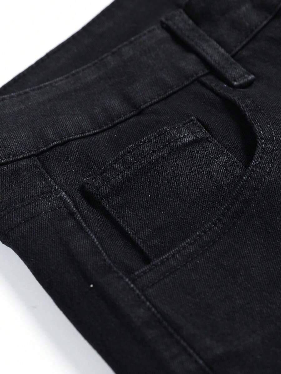 czarne spodnie jeans
