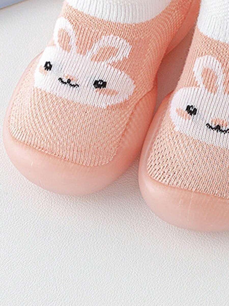 buty wzór królik
