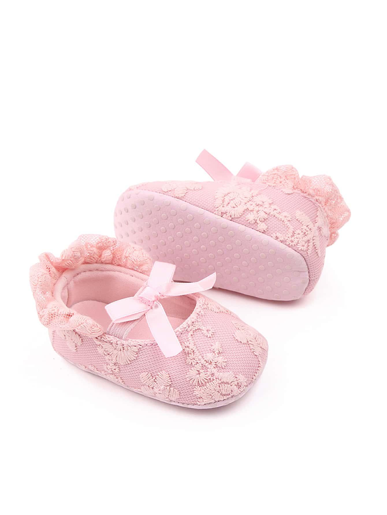 RÓŻOWE BUTY KOKARDY
