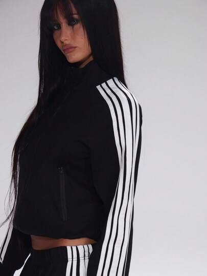 CZARNA BLUZA ZAMEK
