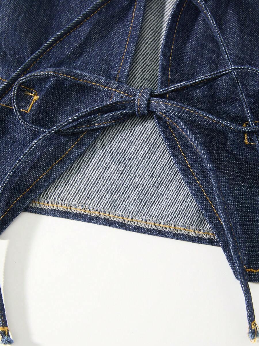 niebieska kamizelka jeans