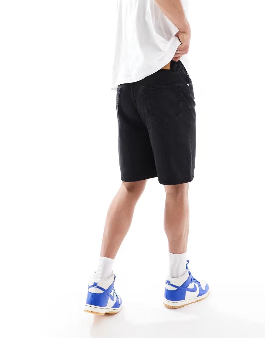 czarne spodenki baggy jeans