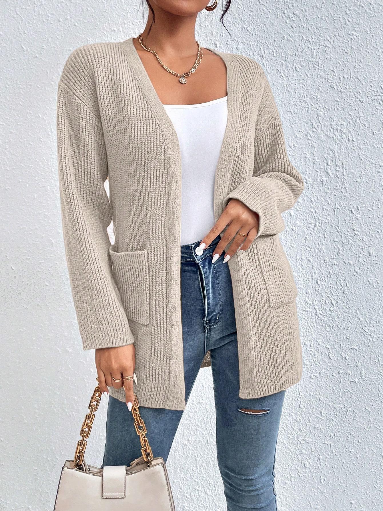 BEŻOWY SWETER KIESZENIE