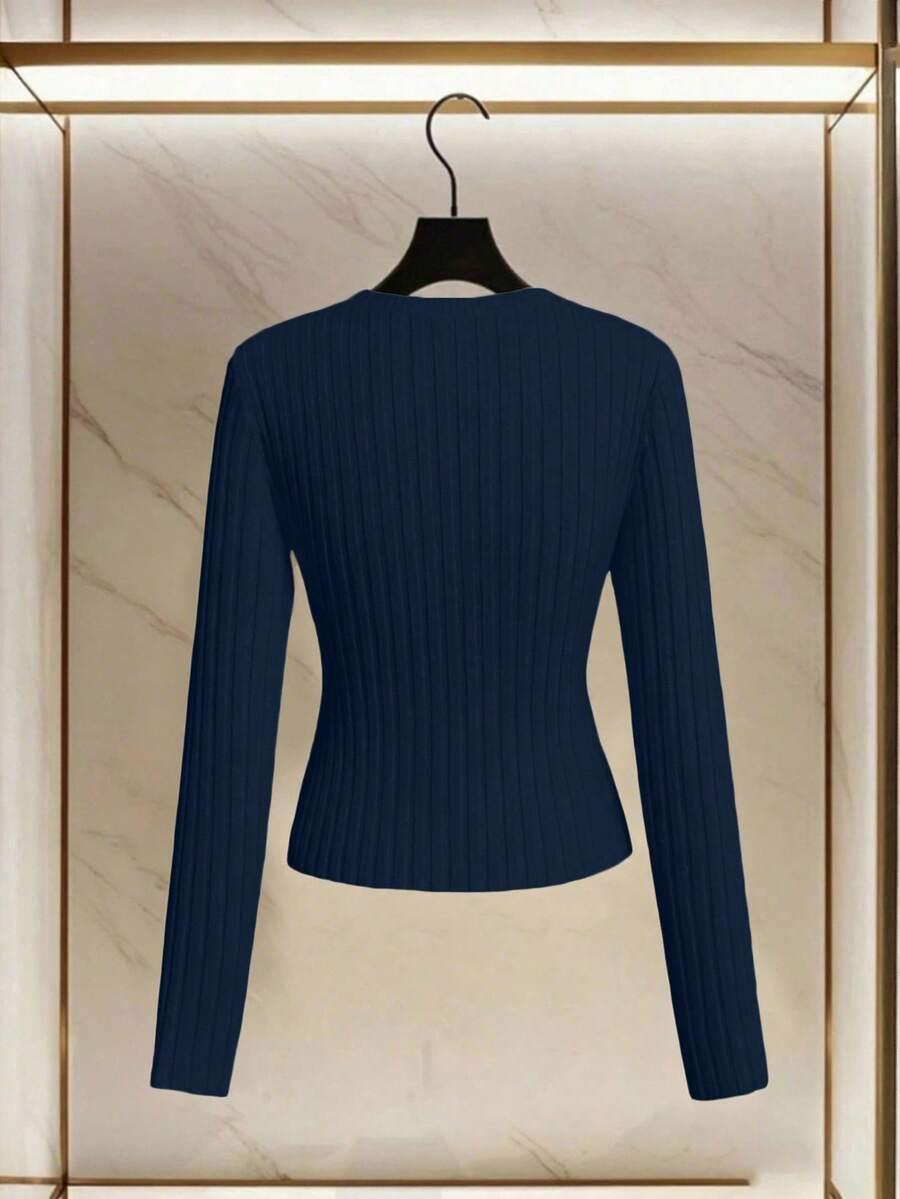 GRANATOWY SWETER DAMSKI Z OKRĄGŁYM DEKOLTEM
