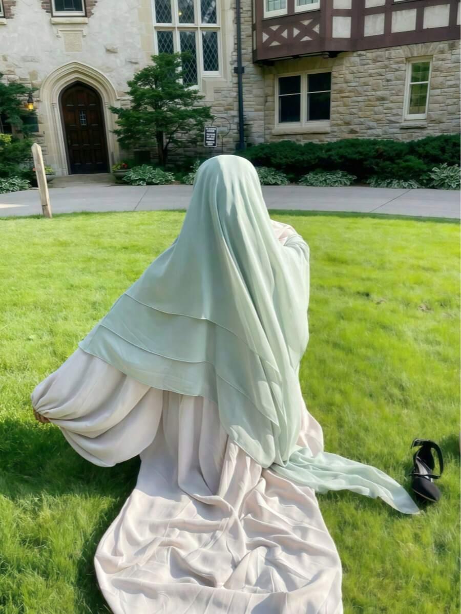 niebieska chusta hijab