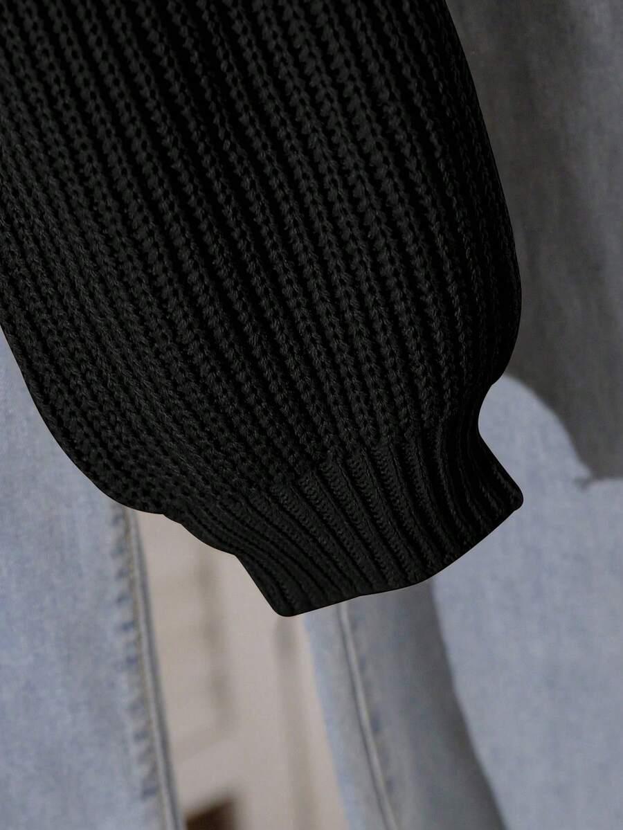 czarny sweter casual