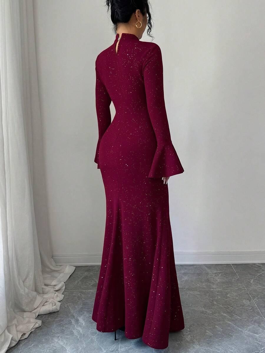 bordowa maxi sukienka połysk splot falbana