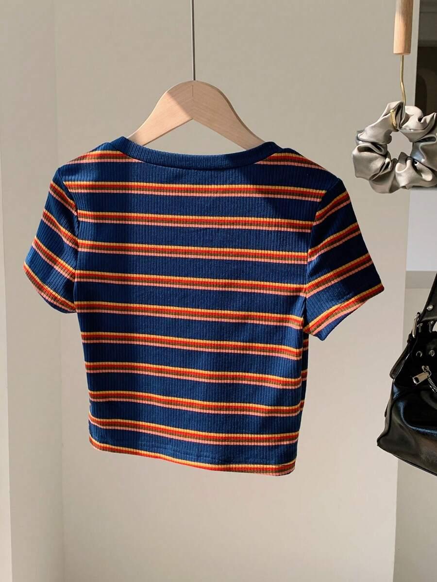 KRÓTKI T-SHIRT WZÓR PASKI