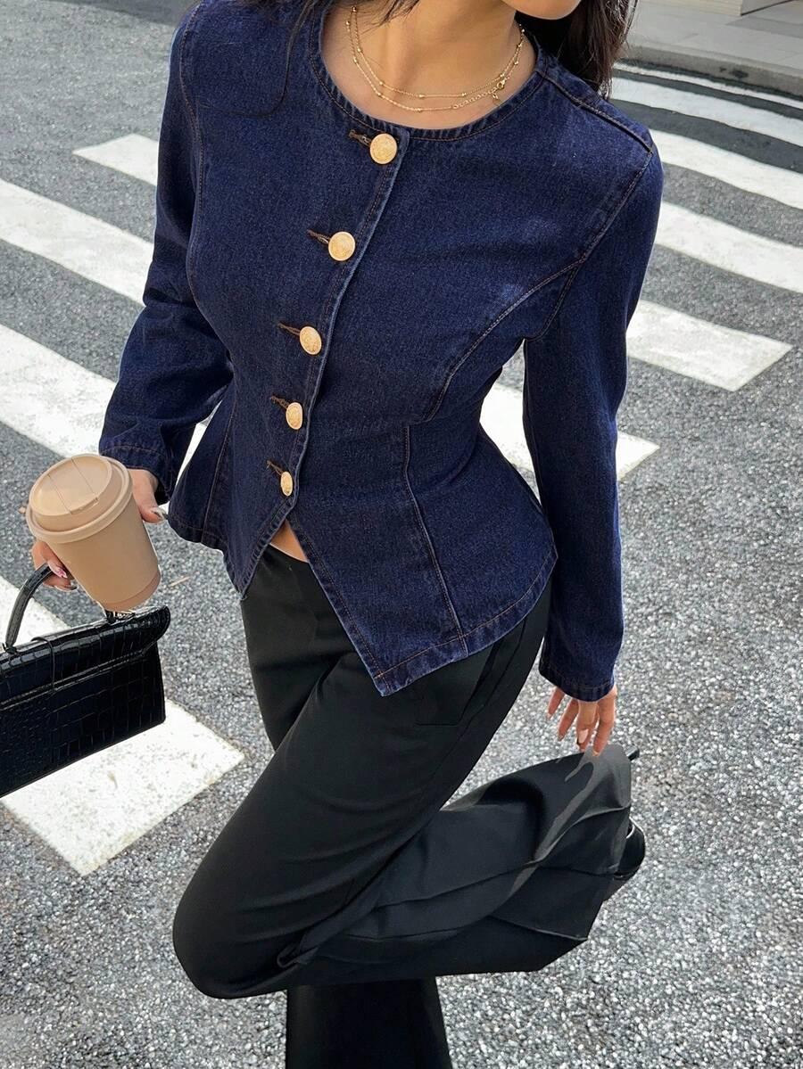 niebieska kurtka jeans 