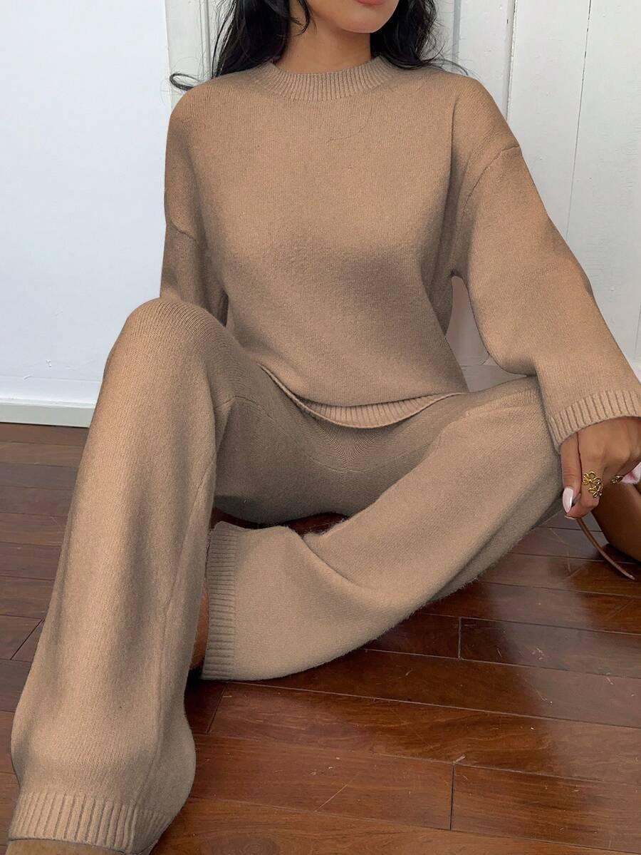 KOMPLET SWETER SPODNIE 