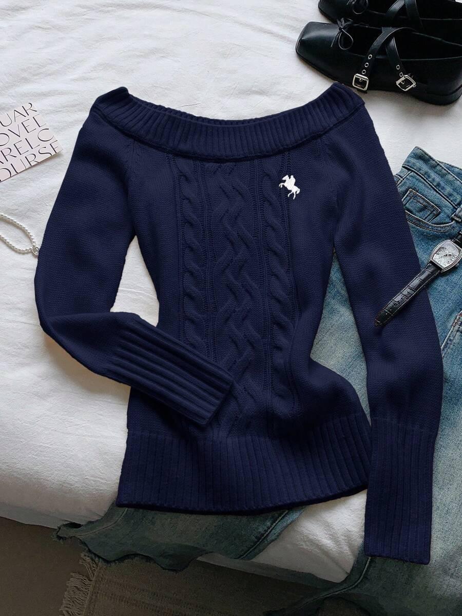 niebieski dzianinowy sweter