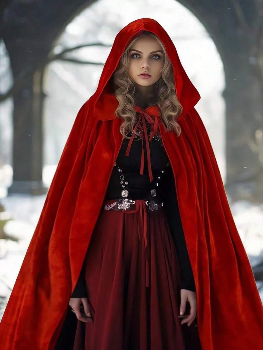 czerwona welurowa peleryna