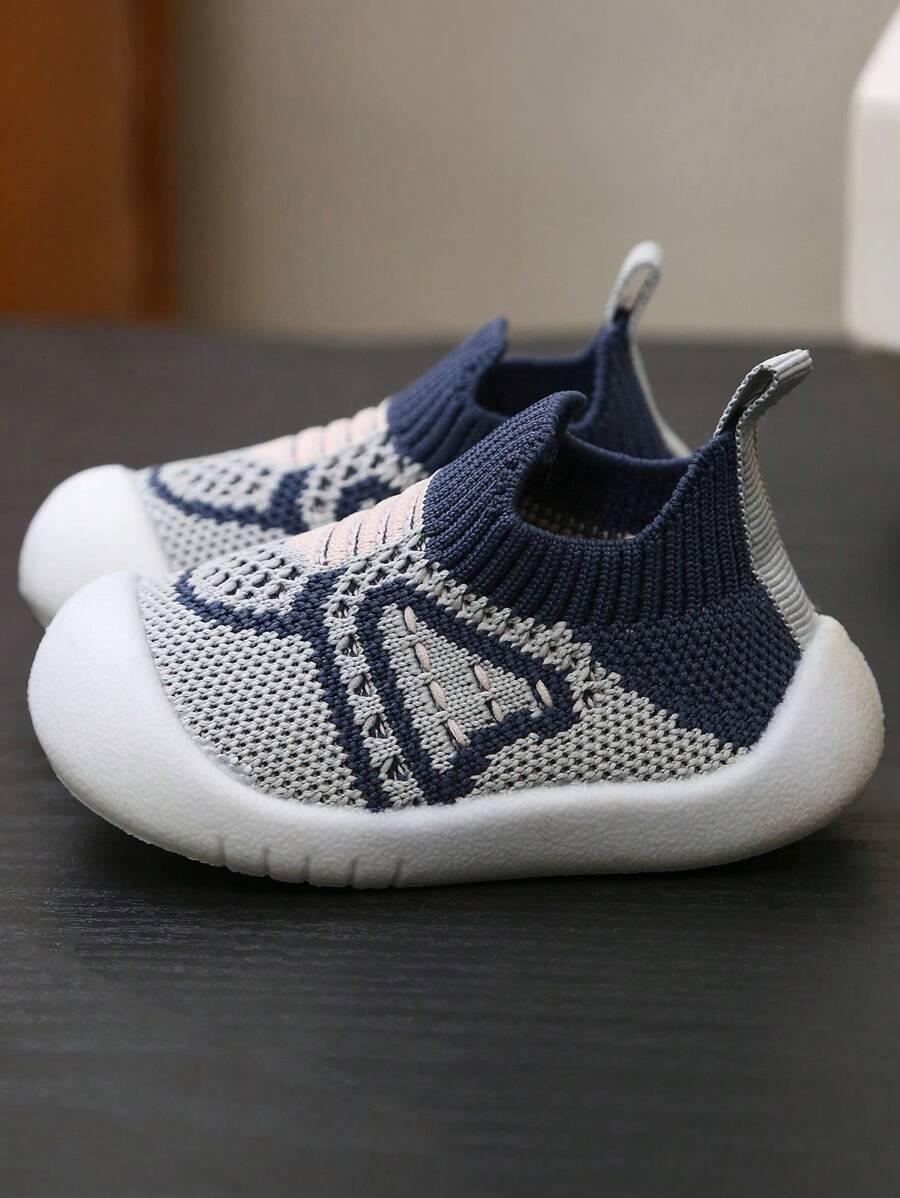 WKŁADANE DZIECIĘCE BUTY 