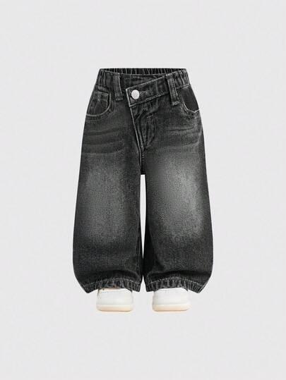 czarne spodnie jeans