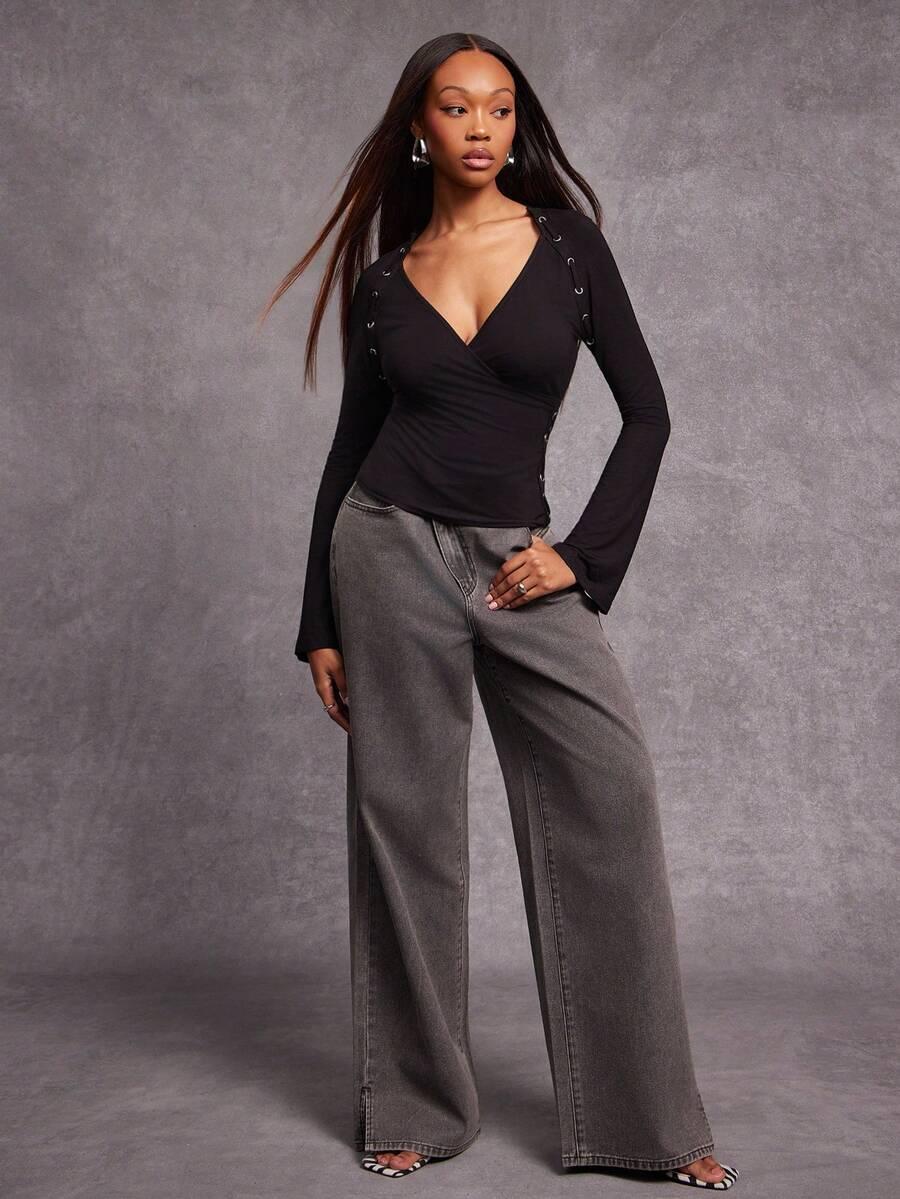 CZARNA BLUZKA V-NECK