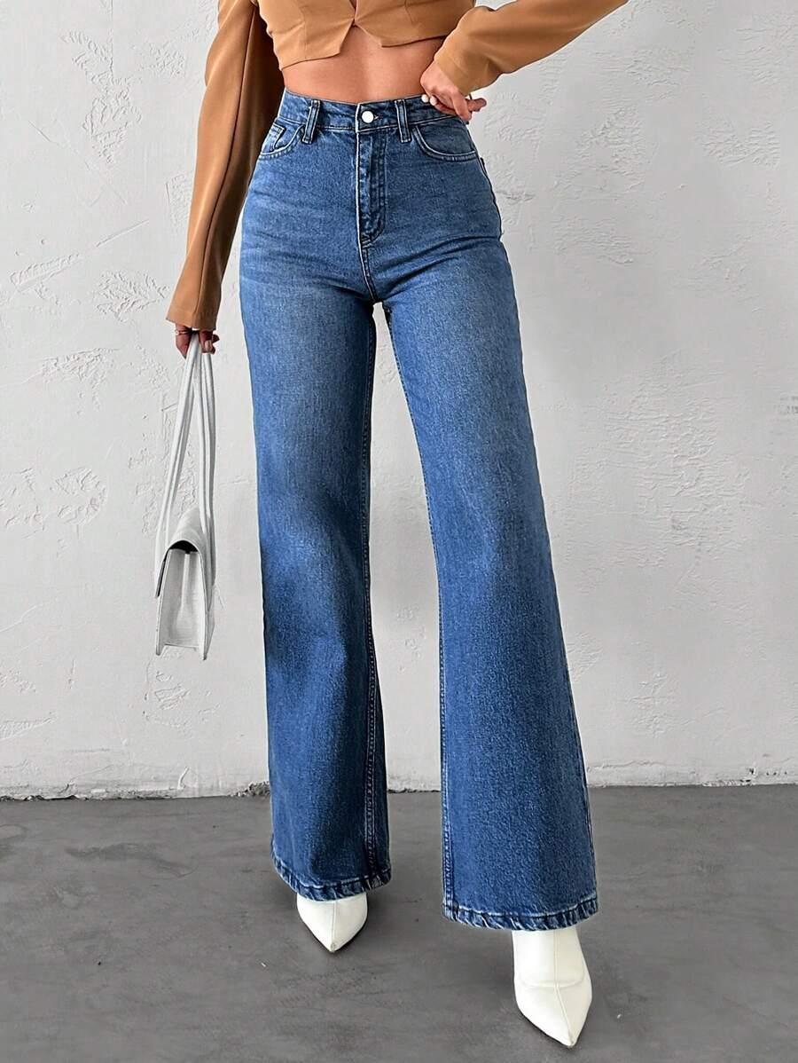 niebieskie spodni jeans 
