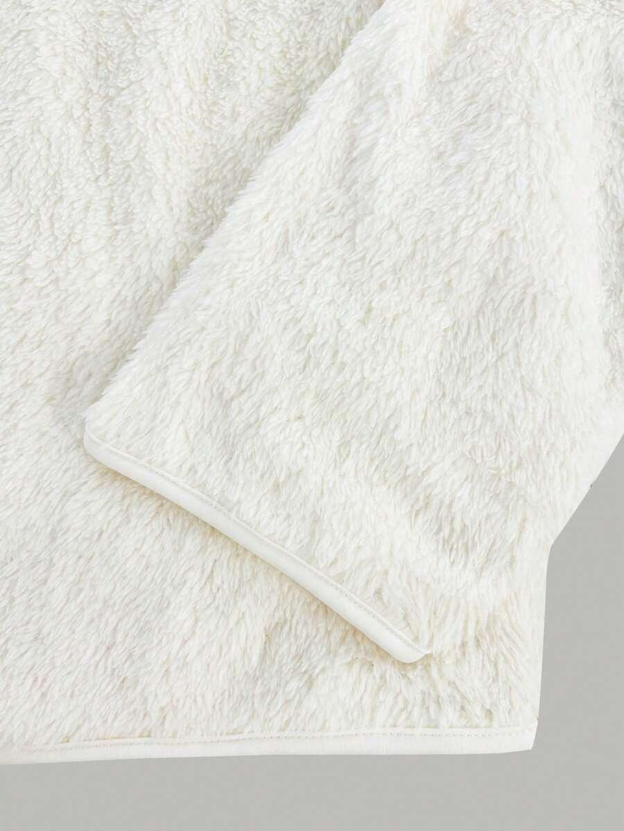 KREMOWA BLUZA ZAMEK