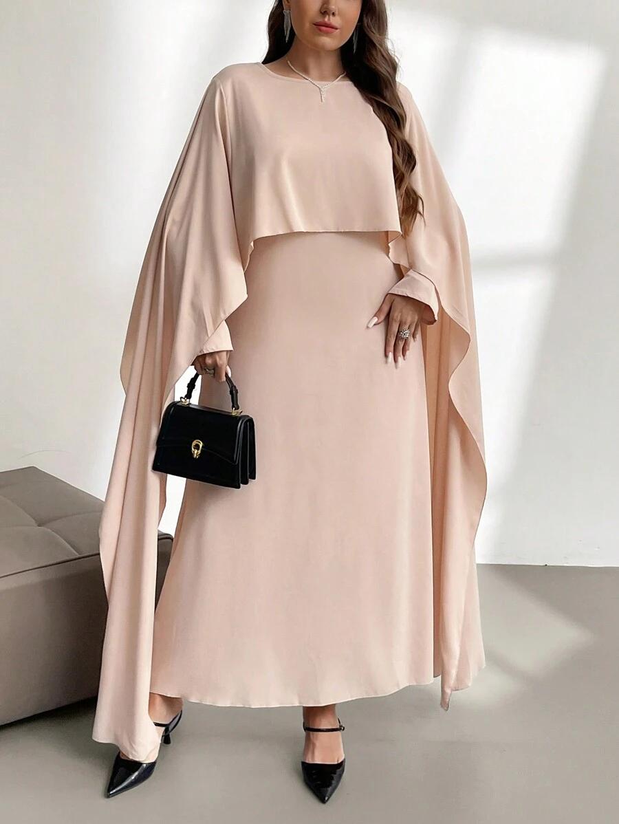 ELEGANCKA SUKIENKA MAXI Z PELERYNĄ 
