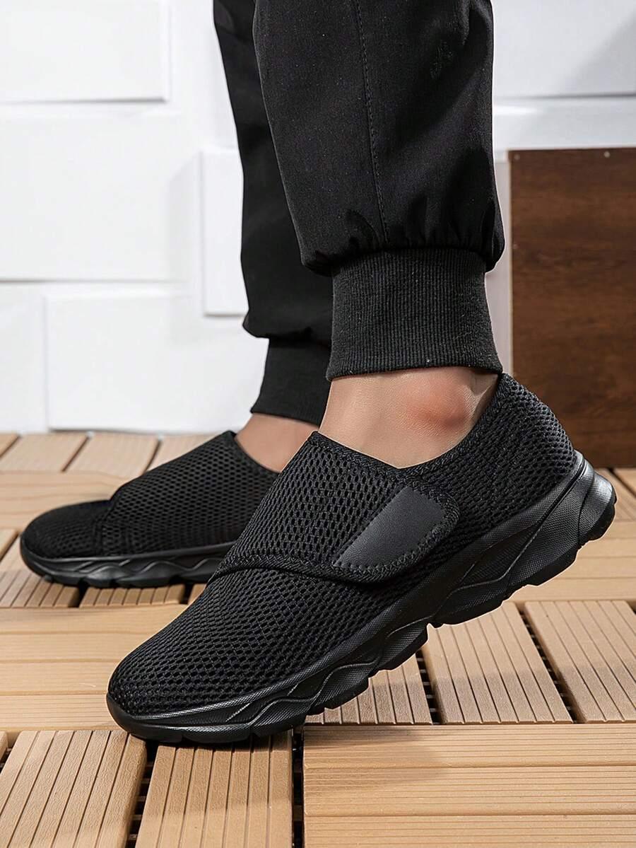czarne buty sportowe