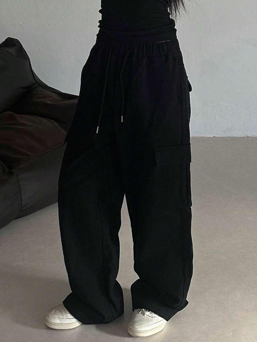 czarne spodnie jeans