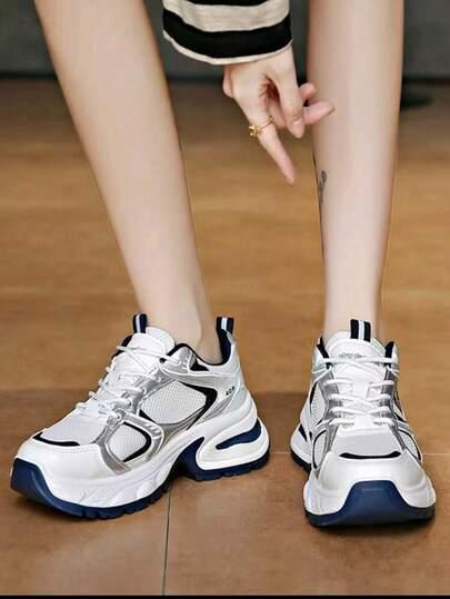 sznurowane buty sportowe