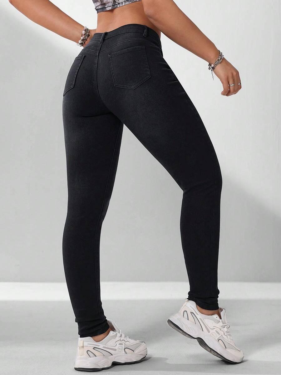CZARNE SPODNIE JEANS RURKI