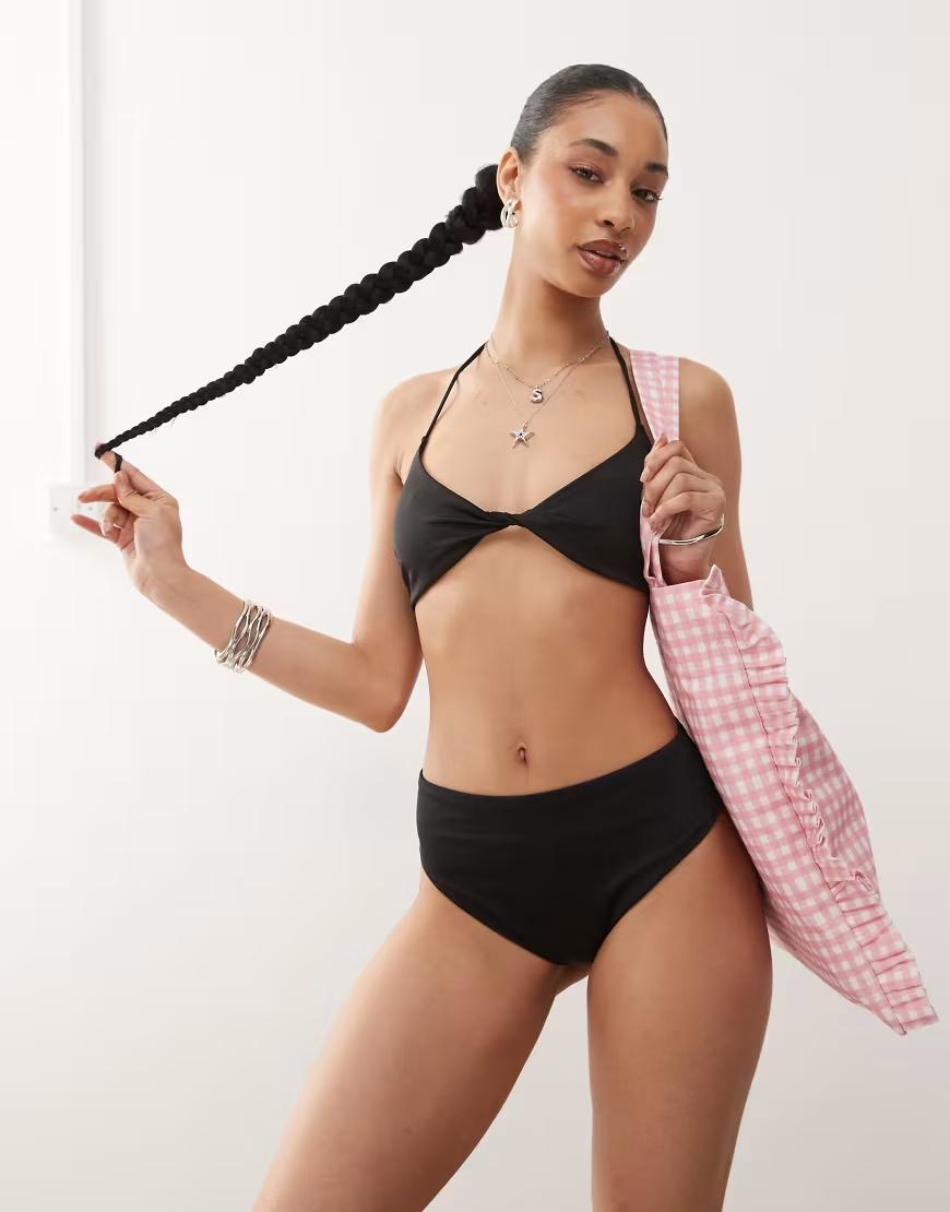 CZARNY DÓŁ OD BIKINI