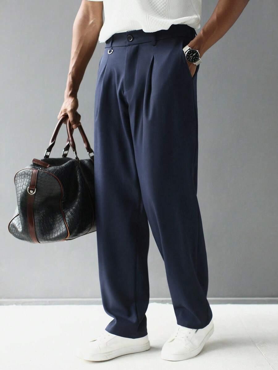 granatowe spodnie casual