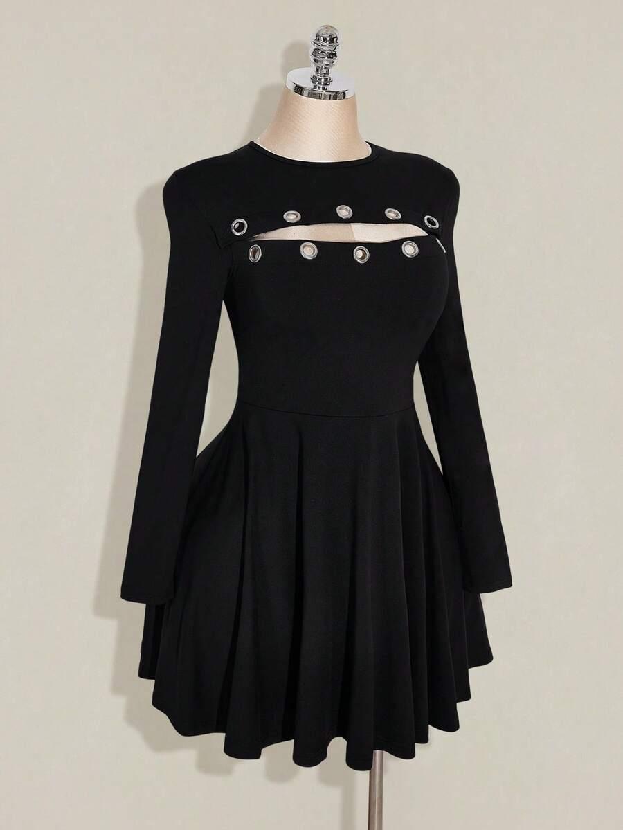 czarna mini sukienka