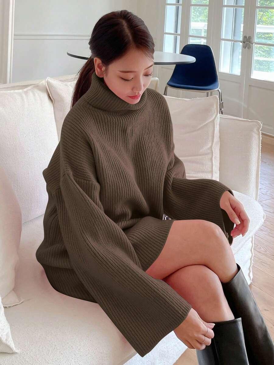 LUŹNY BRĄZOWY SWETER
