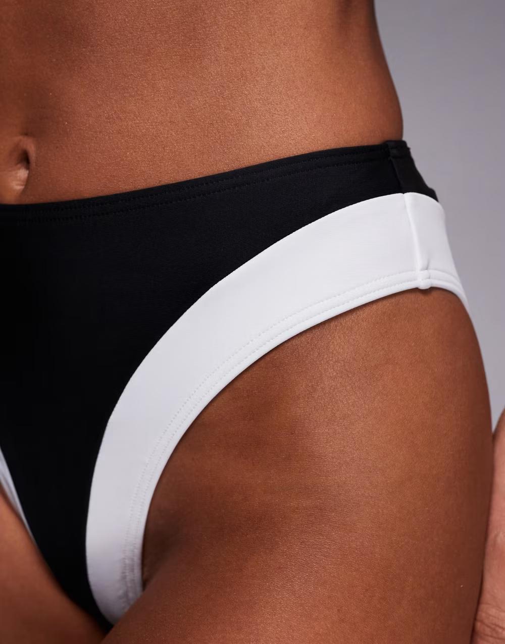 DÓŁ OD BIKINI WYSOKI STAN