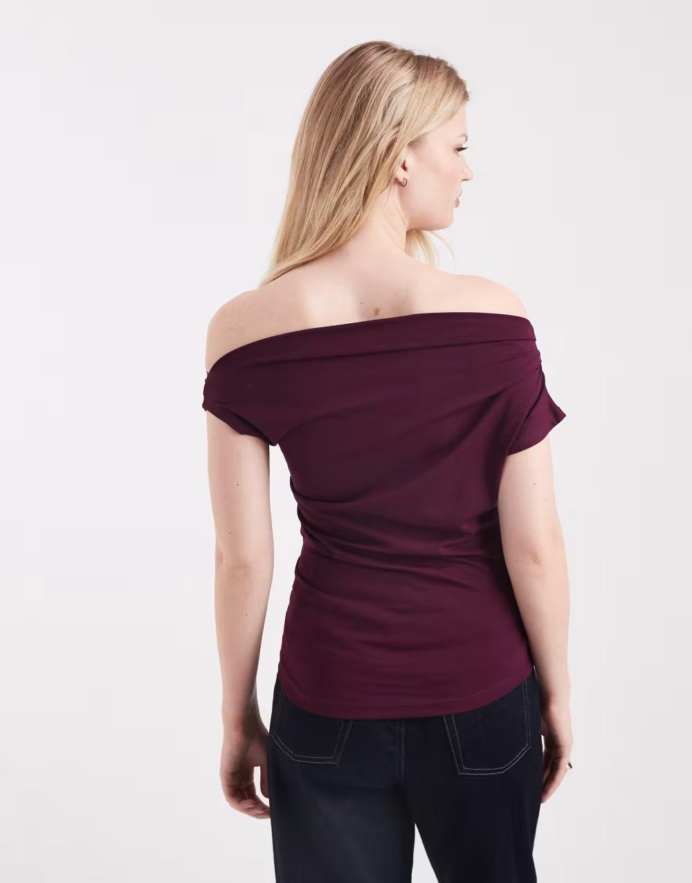 BURGUNDOWY TOP ODKRYTE RAMIONA ZDOBIENIE