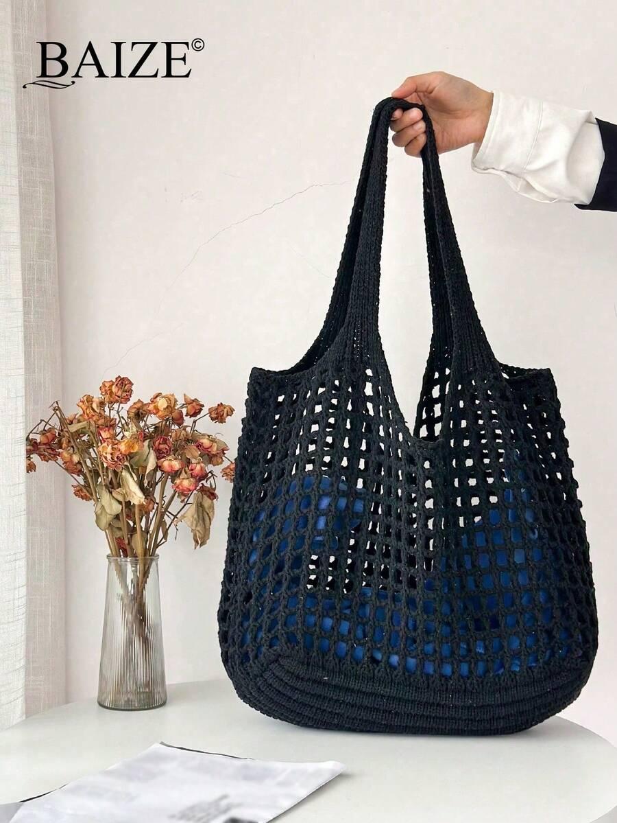 czarna torebka shopper