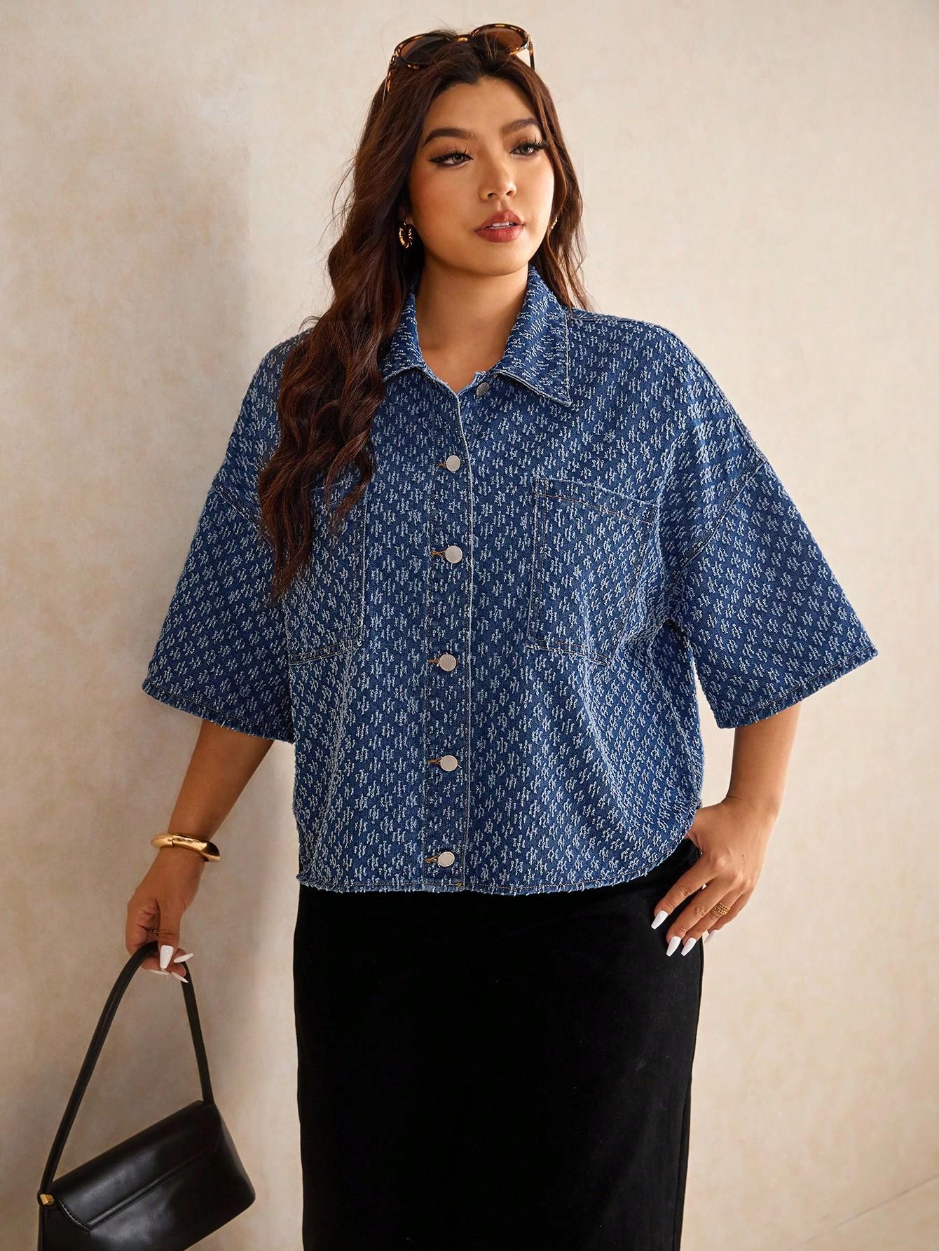 niebieska koszula kołnierz