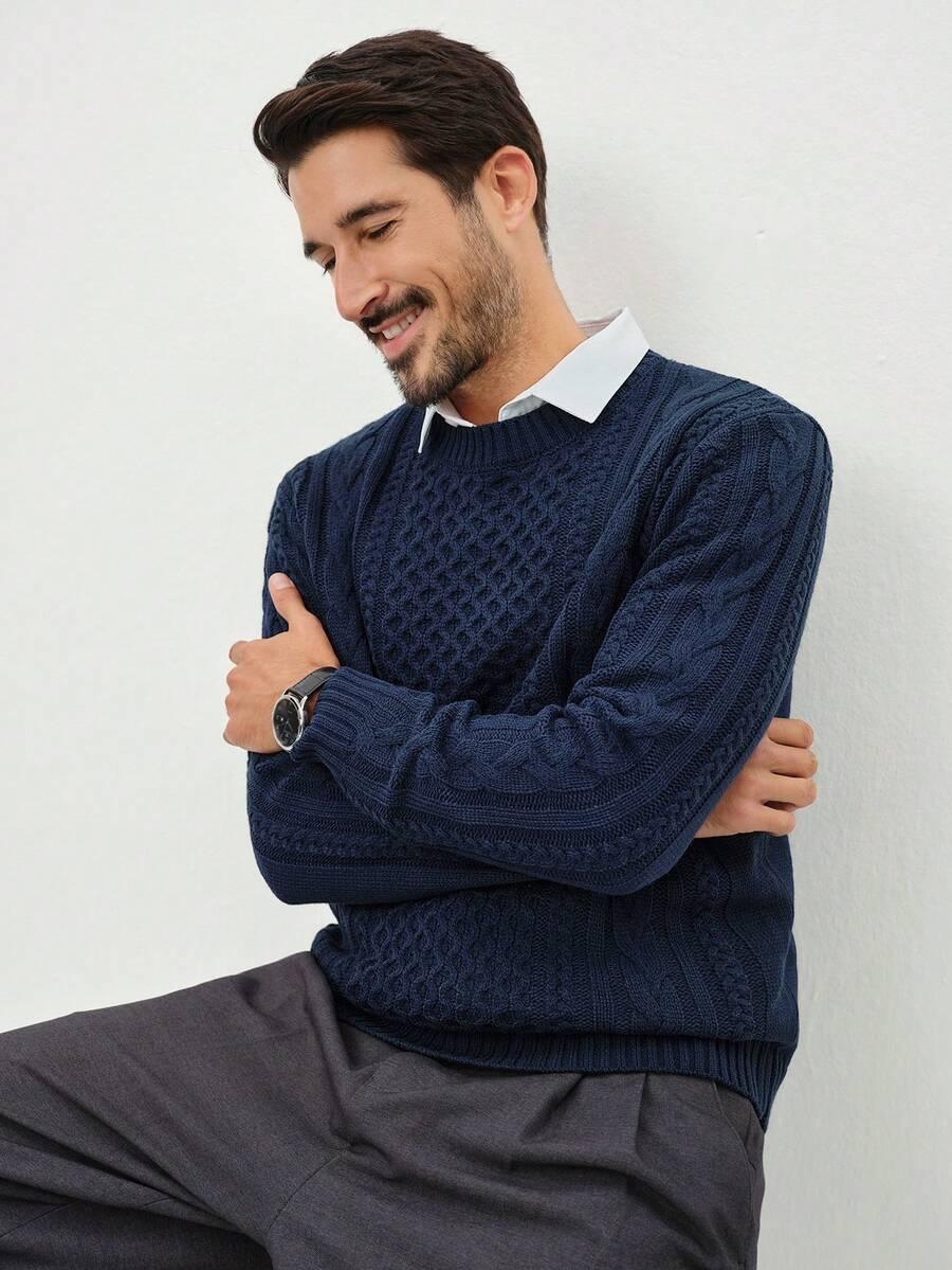granatowy sweter wzór