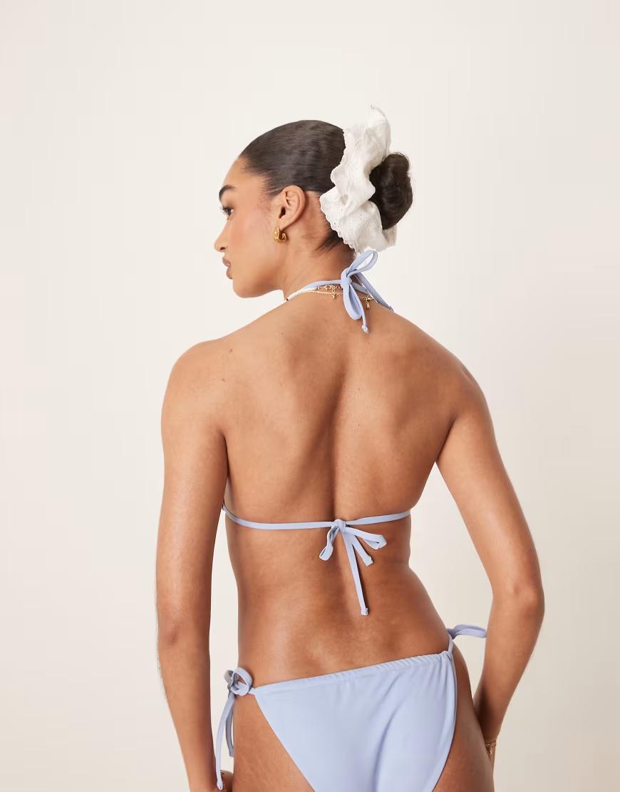 NIEBIESKA GÓRA OD BIKINI