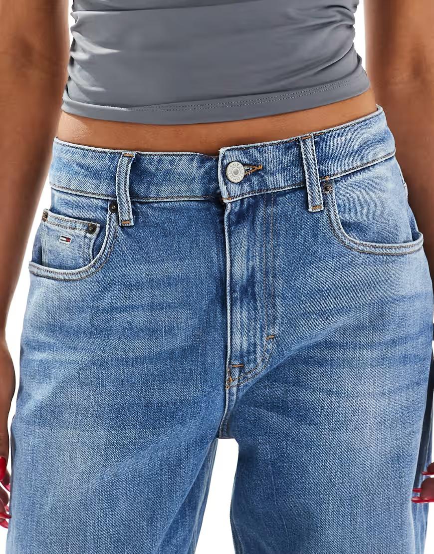 niebieskie spodnie jeans zamek