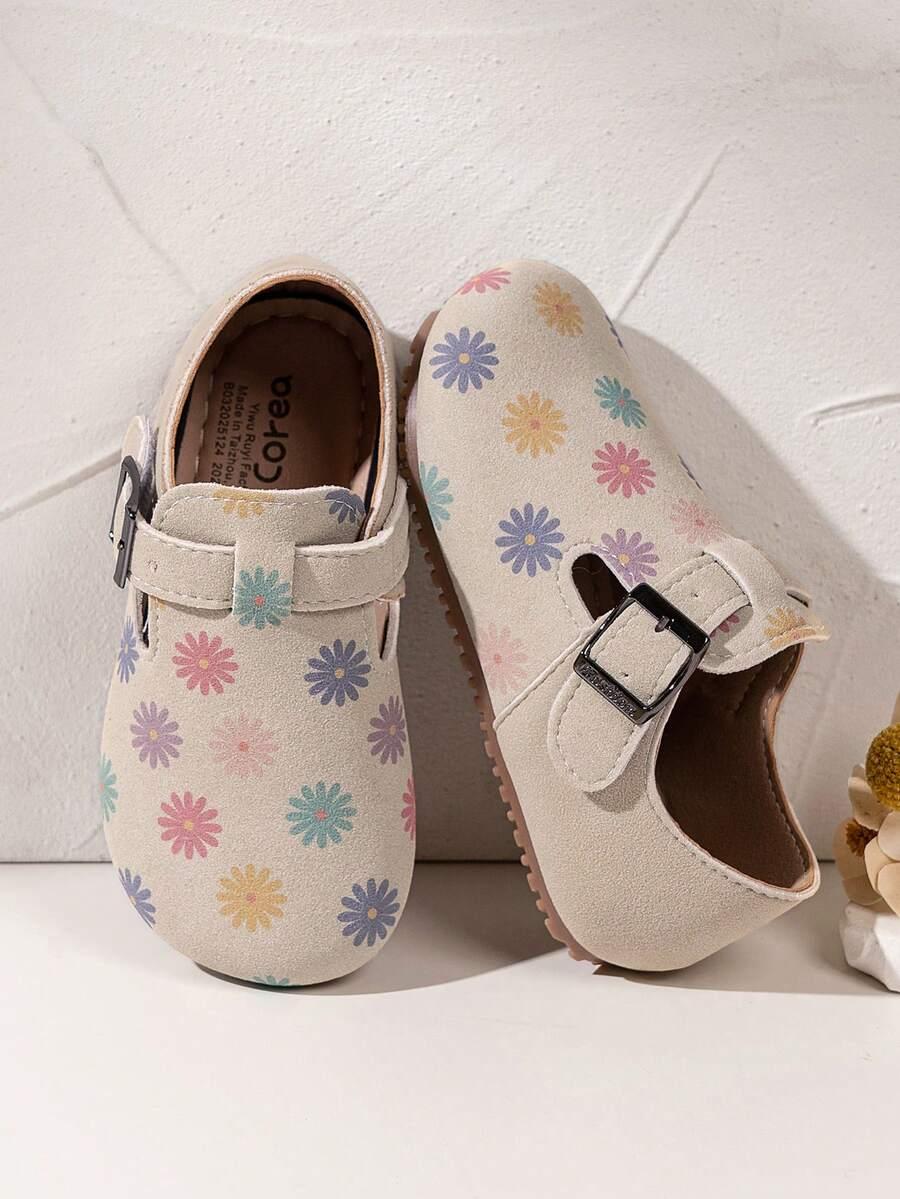 beżowe buty kwiaty
