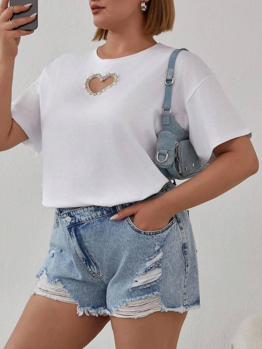 biały t-shirt wycięcie serce 