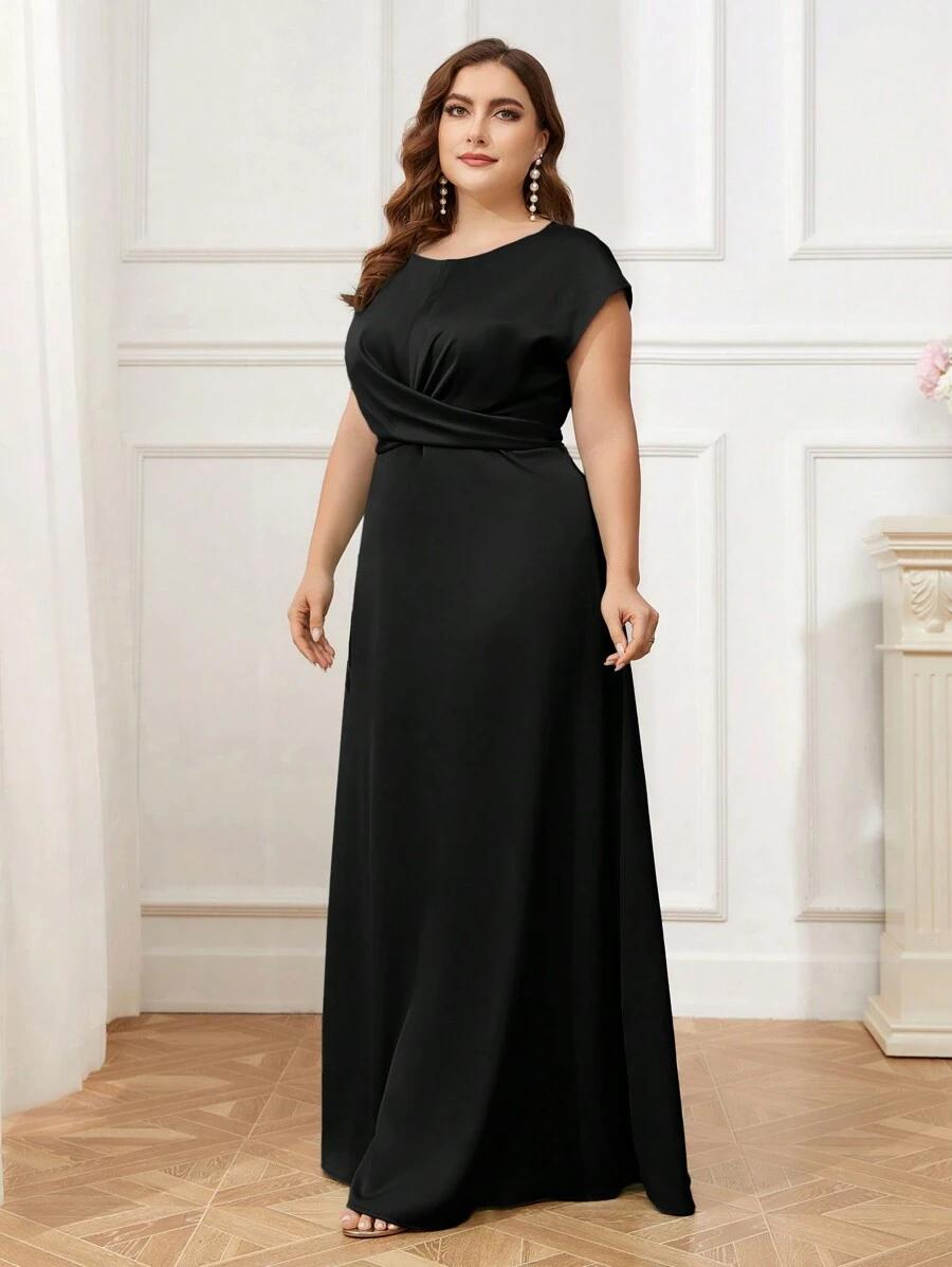 CZARNA MAXI SUKIENKA