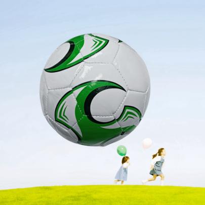 ZIELONA PIŁKA SPORTOWA