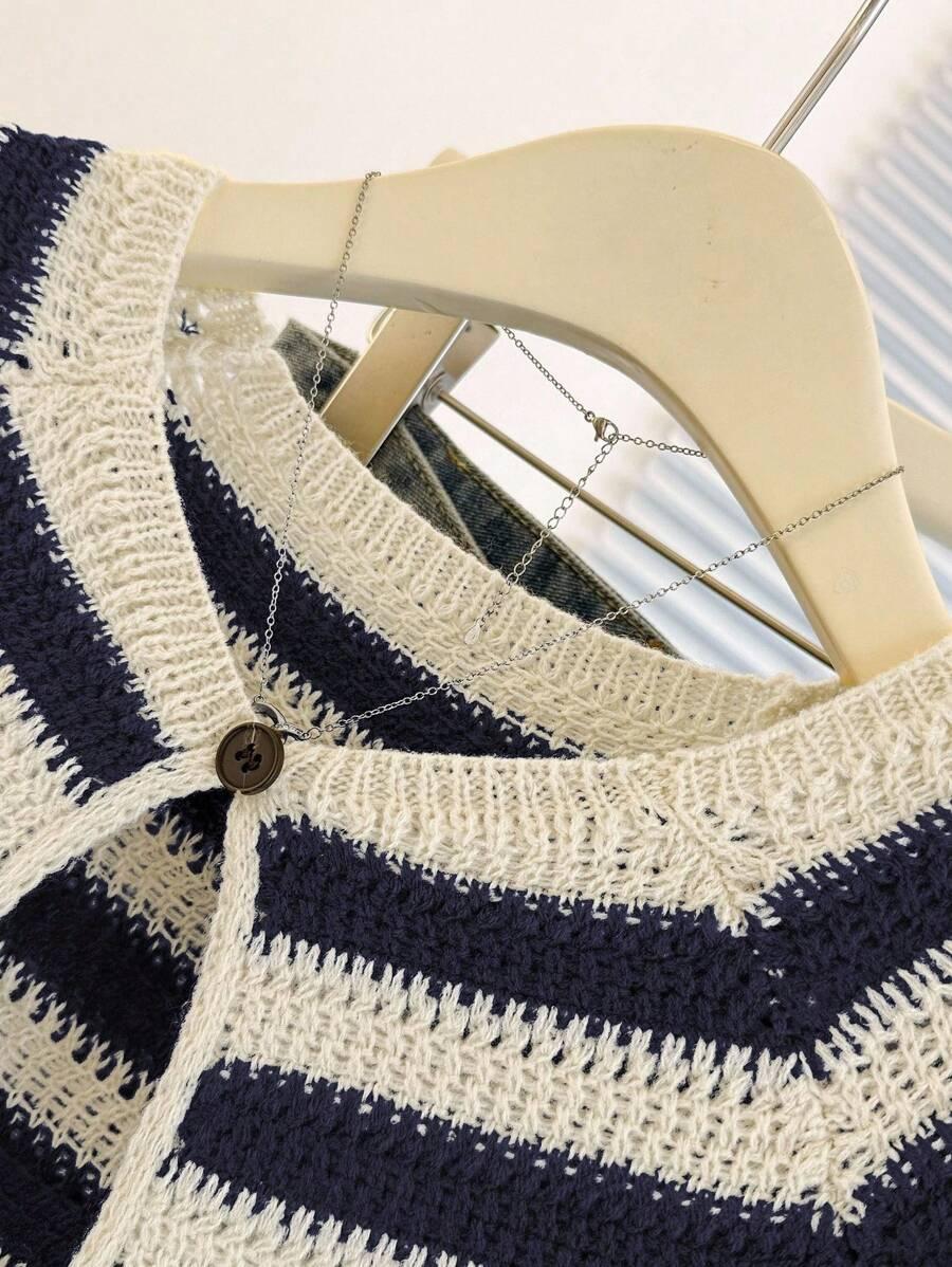 sweter krótki rękaw wzór paski 