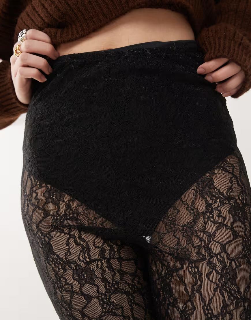 CZARNE LEGGINSY 3/4 KORONKA