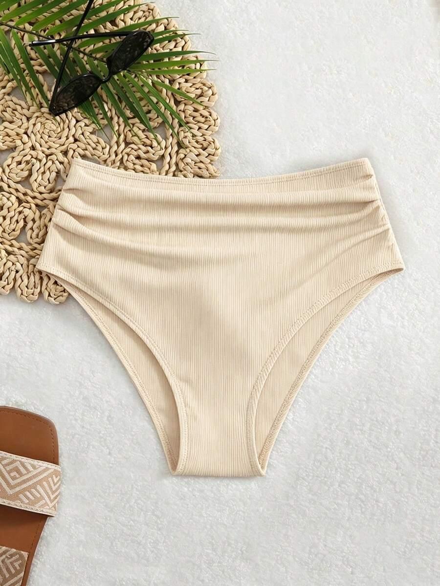 kremowy dół od bikini