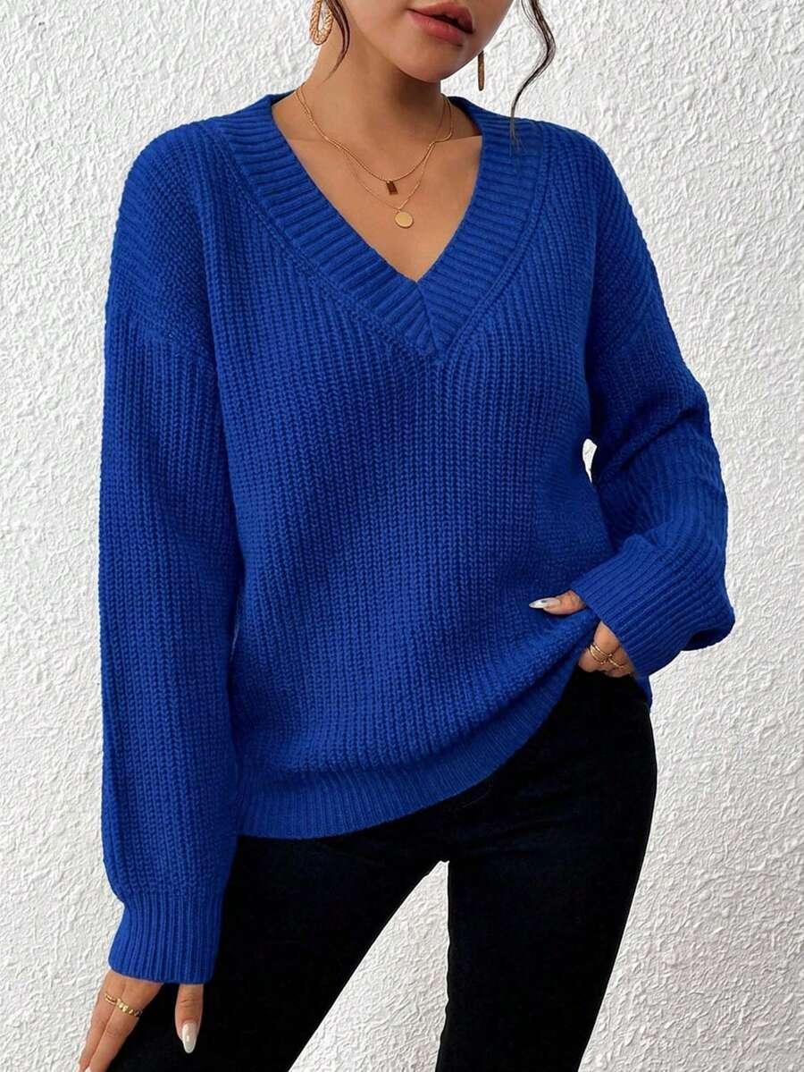 granatowy sweter długi rękaw