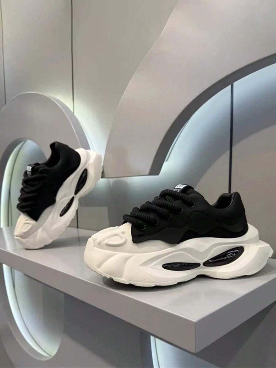 SZNUROWANE BUTY SPORTOWE 