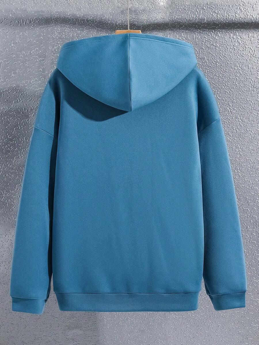 niebieska bluza kaptur