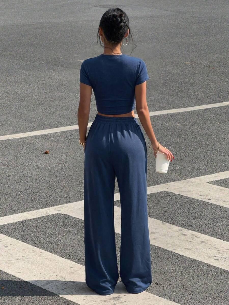 Granatowy komplet crop top dresy