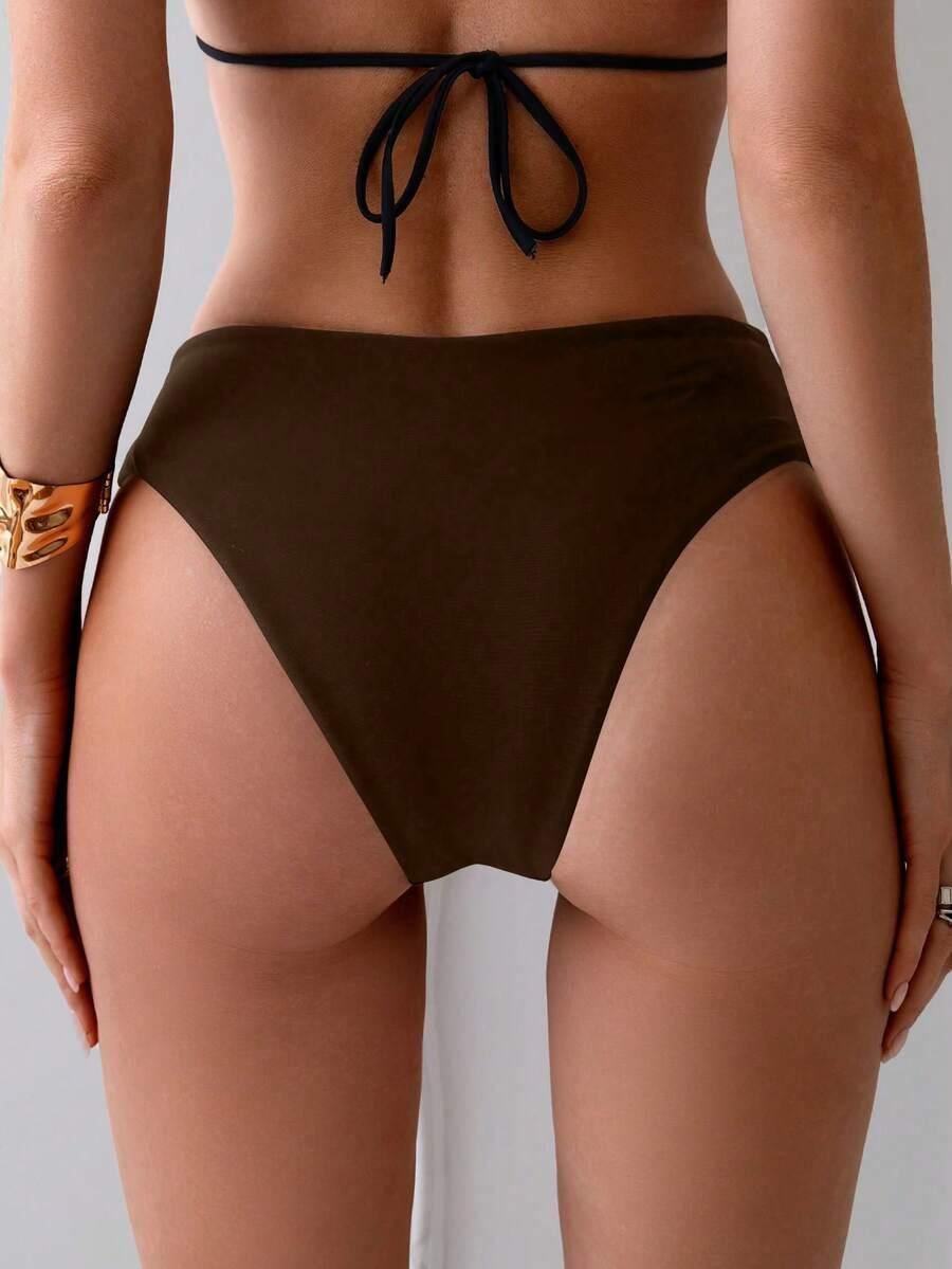 DÓŁ OD BIKINI